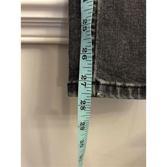 Everlane The Curvy Cheeky Crop Jeans In Washed Black Size 28 regular - Picture 7 of 9